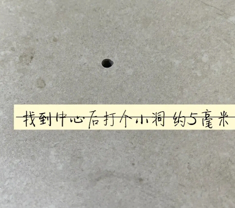 永靖瓷砖空鼓维修公司专业解答在瓷砖铺贴过程中，如果砂料搅拌不均匀，将会带来以下问题